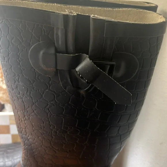 NW/OT Black Crocodile Pattern Women's Boots - Picture 4 of 5